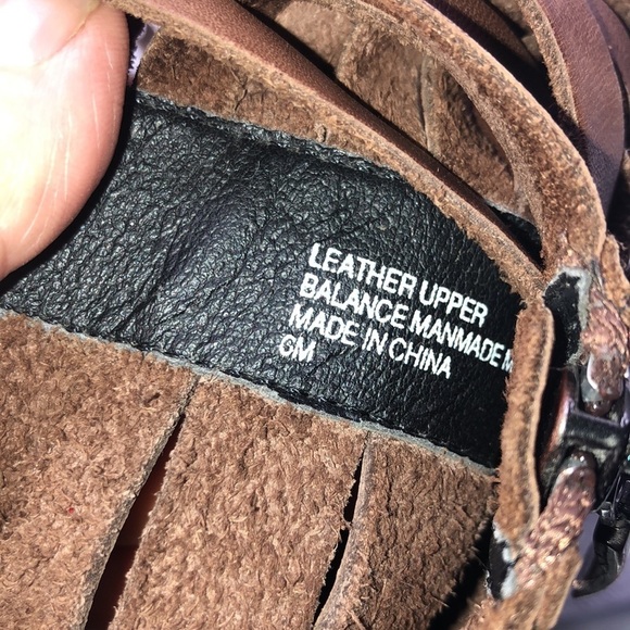 Trouve’ Brown Leather Uppers Stacked Heels Peep Toe Booties Size 6 - Picture 5 of 10